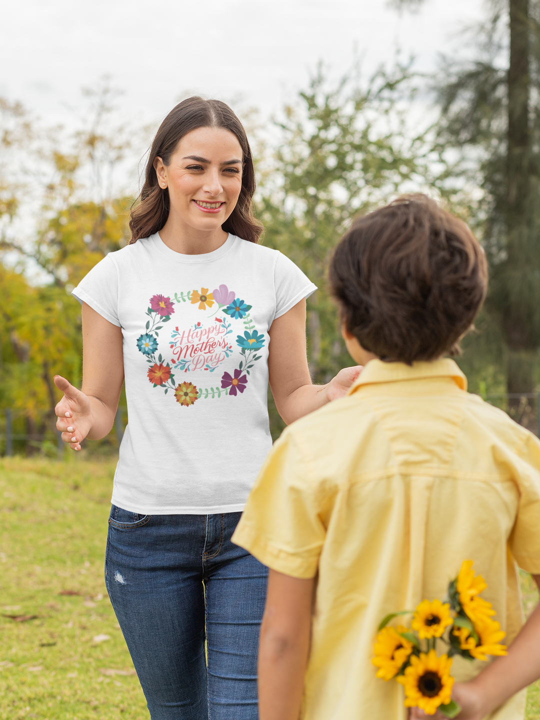 Happy Mother's Day with circle of flowers. Short sleeve t shirt for mamas. - TeesForToddlersandKids -  t-shirt - MAMA - happy-mothers-day-with-circle-of-flowers-short-sleeve-t-shirt