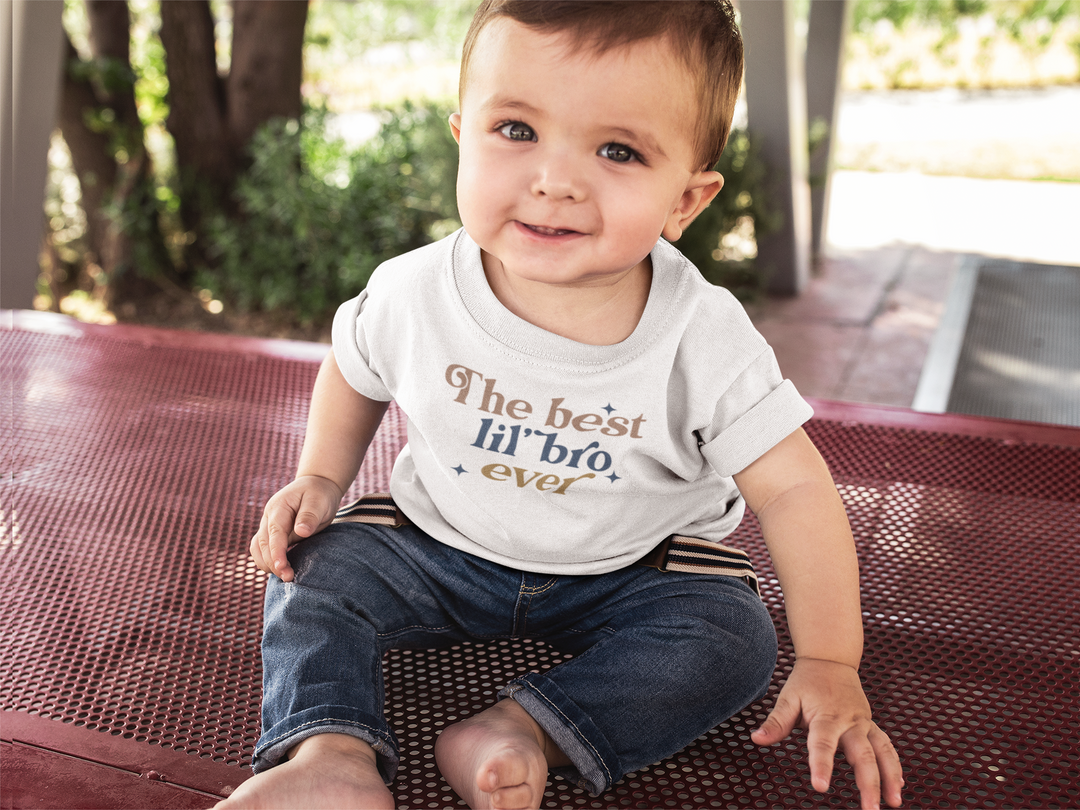 The best lil bro ever. In navy and browns, with stars.  Sibling t-shirts for toddlers and kids.